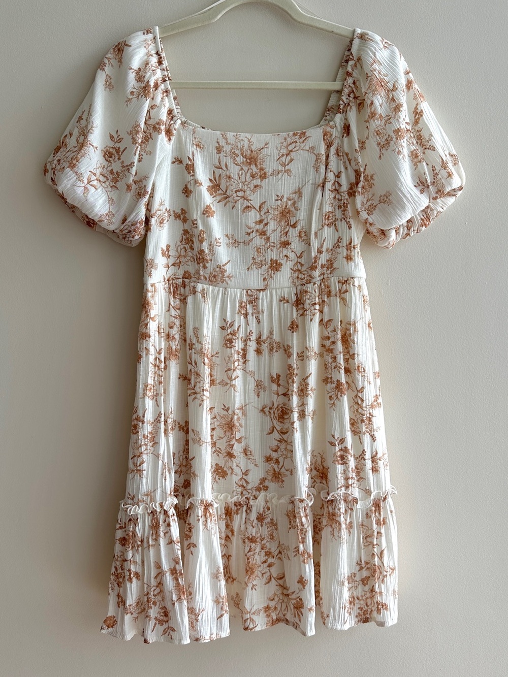 Blu Pepper Floral Puff Sleeve Mini Dress, White/Brown, Size Medium